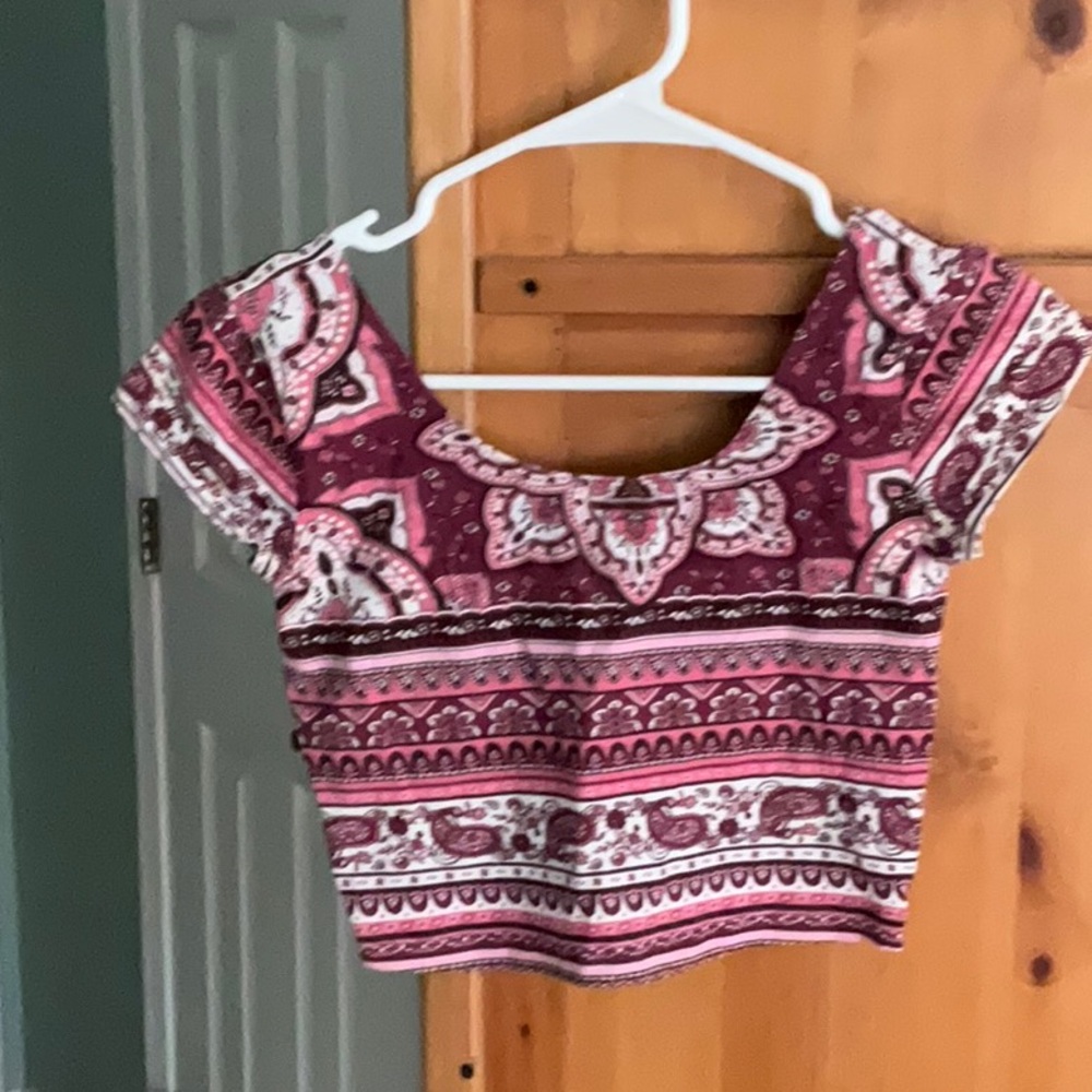 Crop top